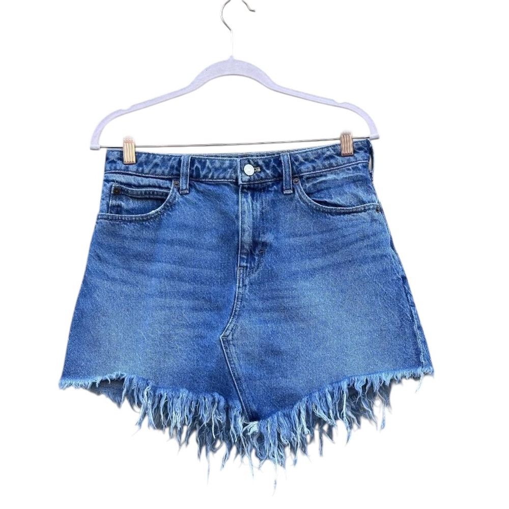 We The Free Bailey Blue Denim Mini Skirt Frayed Distressed Fringe Size 28
